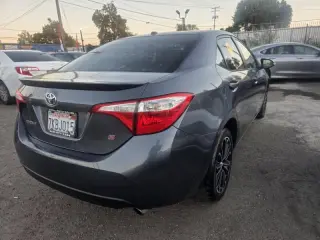 Toyota Corolla 2015