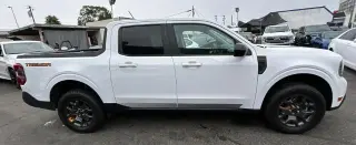 Ford Maverick 2024 AWD Lariat 4 puertas Supercrew 4.5 pies SB