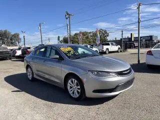 2016 Chrysler 200