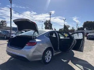 2016 Chrysler 200