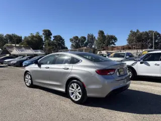 2016 Chrysler 200