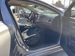 2016 Chrysler 200
