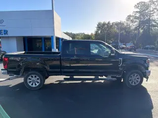 Ford F-250 Super Duty 2022 4x4 XLT 4 puertas Crew Cab 2.07 m. Bed Pickup