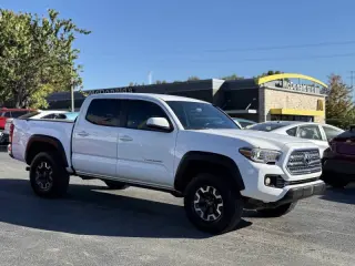 Tacoma 2017 Toyota