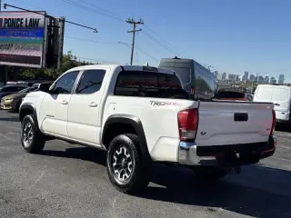 Tacoma 2017 Toyota