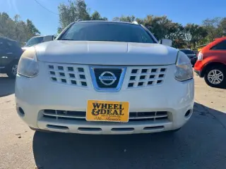 Nissan Rogue 2010