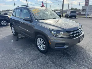 2015 Volkswagen Tiguan 4MOTION 4dr Auto S