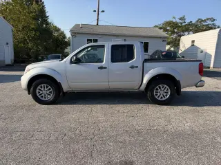2019 Nissan Frontier Crew Cab 4x4 SV