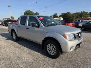 2019 Nissan Frontier Crew Cab 4x4 SV