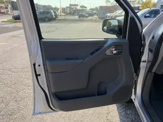 2019 Nissan Frontier Crew Cab 4x4 SV