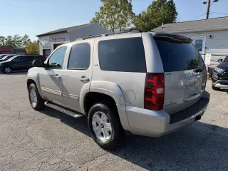 2009 Chevrolet Tahoe 4WD 4dr 1500 LT w/2LT
