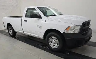 Ram 1500 Classic 2019 4x4 Tradesman 2dr Regular Cab 8 ft. LB Pickup