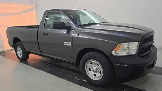 Ram 1500 2018 4x2 Tradesman 2dr Regular Cab 8 ft. LB Pickup