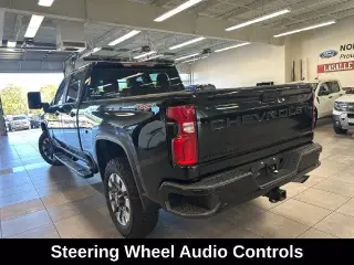 Chevrolet Silverado 2500HD 2021 4x4 Custom 4dr Crew Cab SB