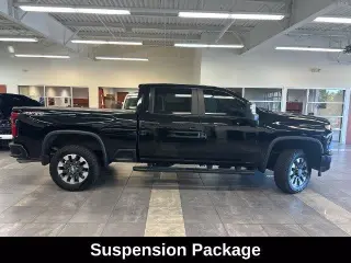 Chevrolet Silverado 2500HD 2021 4x4 Custom 4dr Crew Cab SB