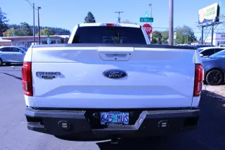 2016 Ford F-150 4WD SuperCab 145" Lariat