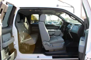 2013 Ford F-150 4WD SuperCab 133" XLT