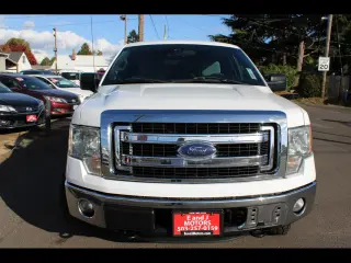 2013 Ford F-150 4WD SuperCab 133" XLT