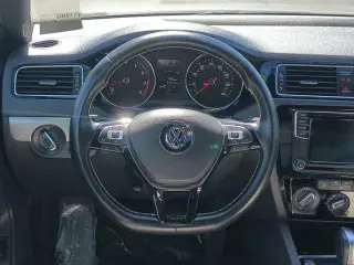 Volkswagen Jetta 2016 1.8T Sport 4dr Sedan 6A PZEV
