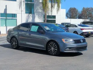Volkswagen Jetta 2016 1.8T Sport 4dr Sedan 6A PZEV