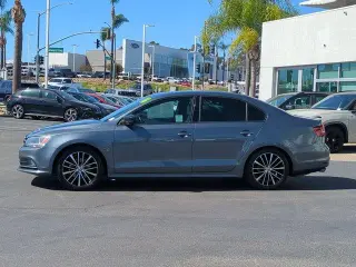 Volkswagen Jetta 2016 1.8T Sport 4dr Sedan 6A PZEV
