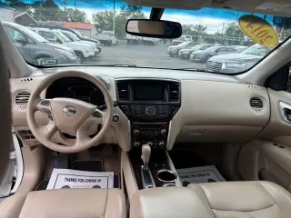 2014 Nissan Pathfinder 4WD 4dr SL