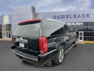 Cadillac Escalade ESV 2009 AWD 4dr SUV con Colección Ultra de Lujo V8