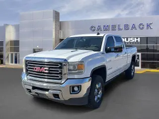 GMC Sierra 2500HD 2015 4x4 SLT 4dr Crew Cab SB