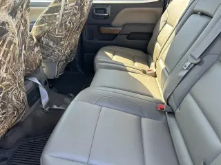 GMC Sierra 2500HD 2015 4x4 SLT 4dr Crew Cab SB