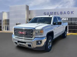 GMC Sierra 2500HD 2015 4x4 SLT 4dr Crew Cab SB