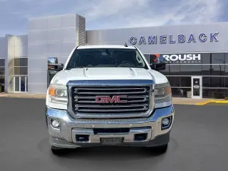 GMC Sierra 2500HD 2015 4x4 SLT 4dr Crew Cab SB