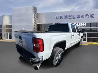 GMC Sierra 2500HD 2015 4x4 SLT 4dr Crew Cab SB