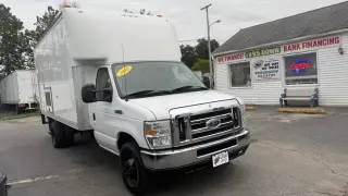 2015 Ford Econoline E-450 Super Duty 176" DRW