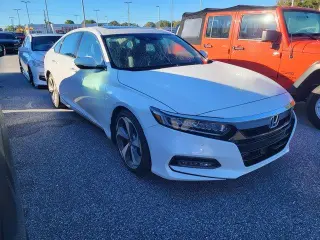 Honda Accord 2020 Touring 4dr Sedán