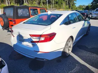 Honda Accord 2020 Touring 4dr Sedán