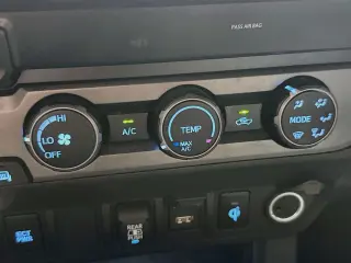 Toyota Tacoma 2020 4x2 TRD Sport 4dr Double Cab 5.0 ft SB
