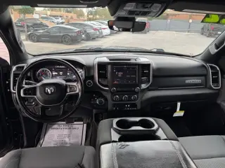 2022 RAM 1500 Big Horn 4x4 Crew Cab 6'4" Box
