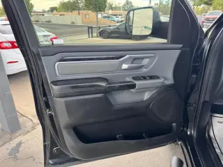 2022 RAM 1500 Big Horn 4x4 Crew Cab 6'4" Box