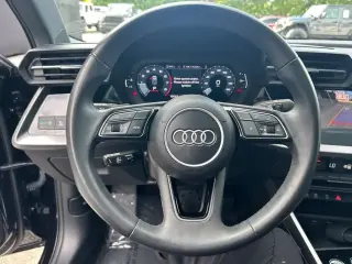 Audi A3 2023 Premium 40 TFSI 4dr Sedán