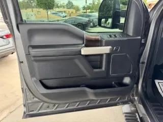 2022 Ford Super Duty F-250 SRW XL 4WD Crew Cab 6.75' Box