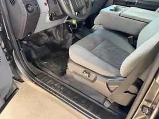 2014 Ford Super Duty F-250 SRW 4WD Crew Cab 156" XL