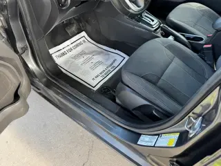 2015 Ford Fiesta 4dr Sdn SE