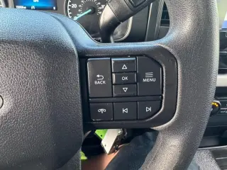 2022 Ford F-150 XL 2WD Reg Cab 6.5' Box