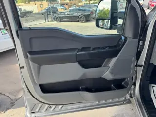 2022 Ford F-150 XL 2WD Reg Cab 6.5' Box