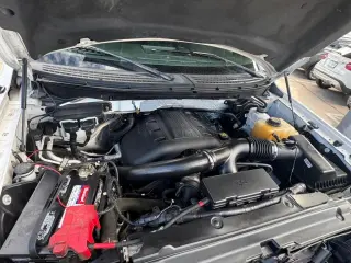 2013 Ford F-150 4WD SuperCrew 145" XL
