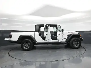Jeep Gladiator 2024 4x4 Mojave 4dr Crew Cab 5.0 ft. SB