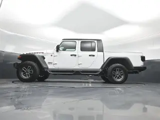 Jeep Gladiator 2024 4x4 Mojave 4dr Crew Cab 5.0 ft. SB
