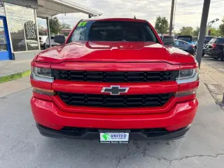 2017 Chevrolet Silverado 1500 4WD Double Cab 143.5" Custom