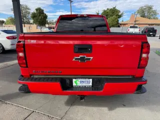 2017 Chevrolet Silverado 1500 4WD Double Cab 143.5" Custom