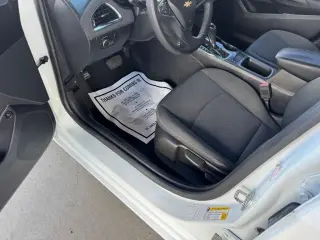 2017 Chevrolet Cruze 4dr Sdn 1.4L LT w/1SD